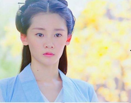 穿成女配后，公主她不伺候了,公主不伺候，我自逍遥游